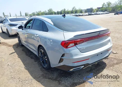 2021 Kia K5 Gt-Line z USA, uszkodzony, nr VIN 5XXG64J29MG037699